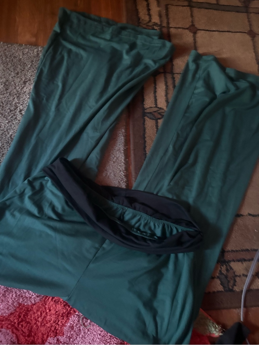 Women's Wide-Leg Pull-On Pants in Deep green